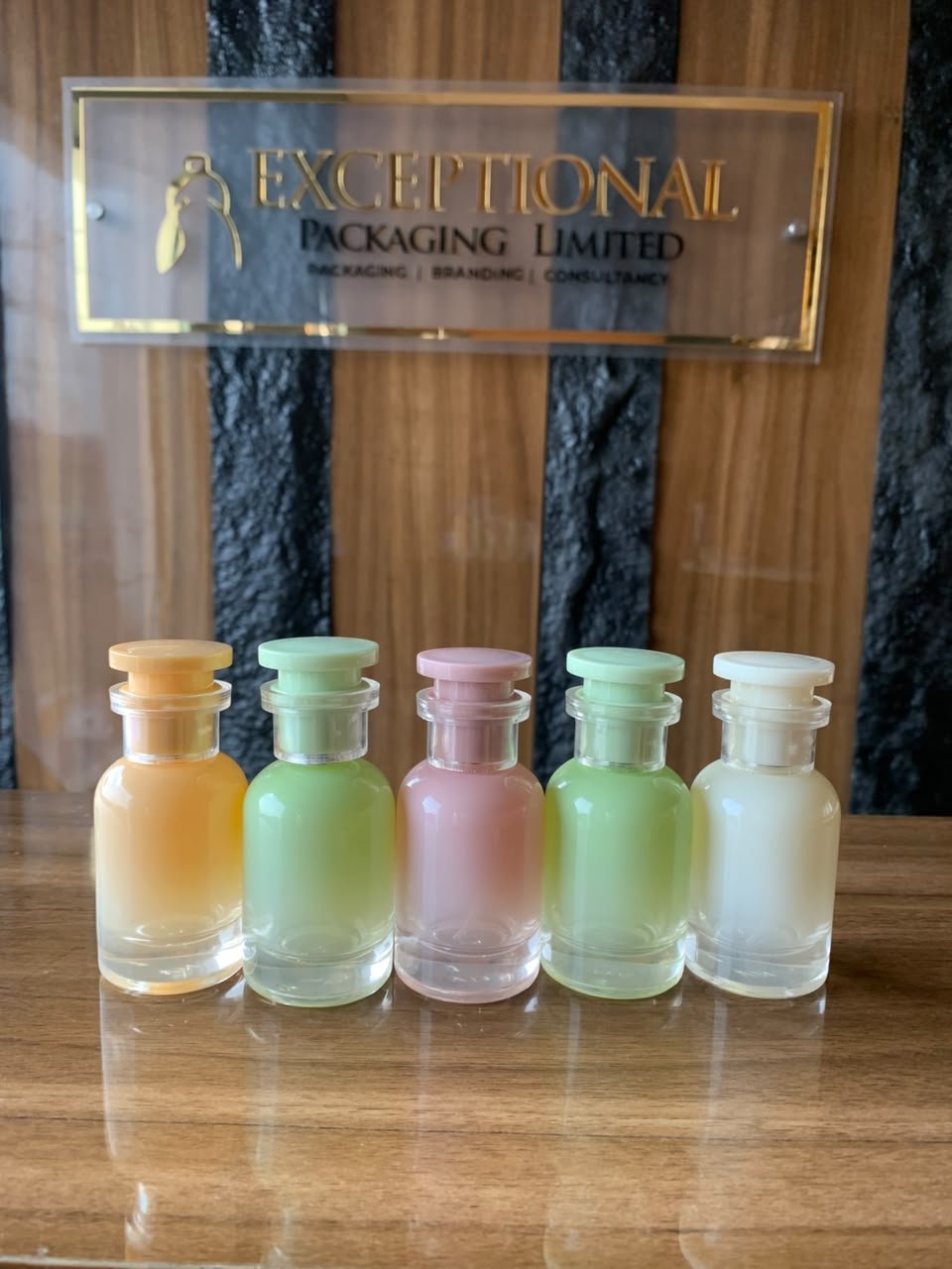 30ml multicolored bobby spray bottle 30ml multicolored bobby spray bottle
